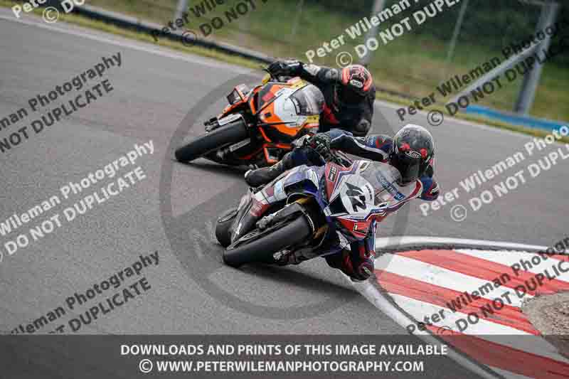 donington no limits trackday;donington park photographs;donington trackday photographs;no limits trackdays;peter wileman photography;trackday digital images;trackday photos